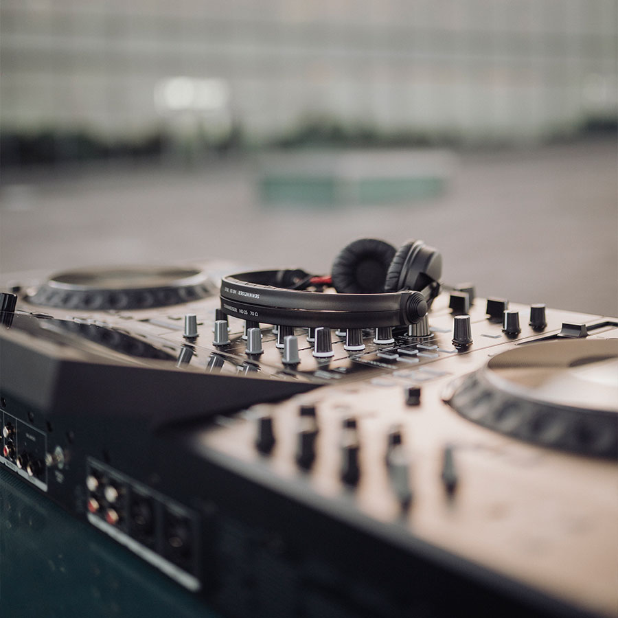 Ton- und Lichttechnik von DJ André Grünzig bei einer Veranstaltung